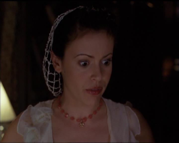 Charmed-Online-dot-518CatHouse1587.jpg Charmed-Online-dot-518CatHouse1587.jpg