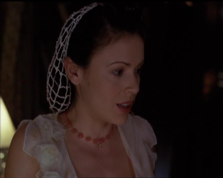 Charmed-Online-dot-518CatHouse1590.jpg Charmed-Online-dot-518CatHouse1590.jpg