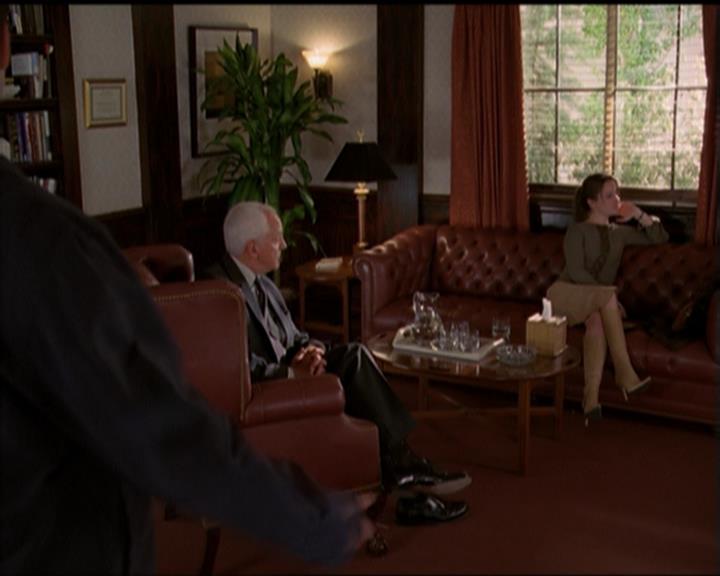 Charmed-Online-dot-518CatHouse1611.jpg Charmed-Online-dot-518CatHouse1611.jpg