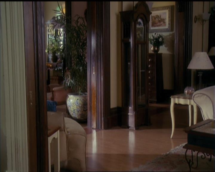 Charmed-Online-dot-518CatHouse1646.jpg Charmed-Online-dot-518CatHouse1646.jpg