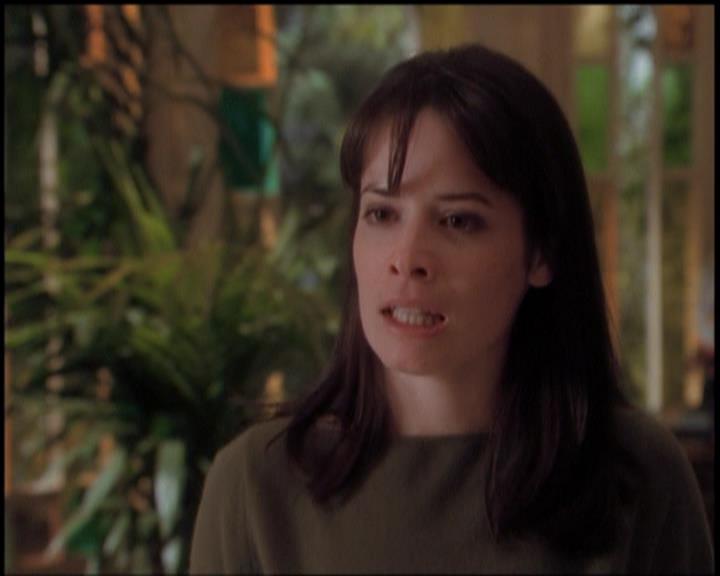 Charmed-Online-dot-518CatHouse1661.jpg Charmed-Online-dot-518CatHouse1661.jpg