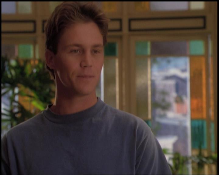 Charmed-Online-dot-518CatHouse1671.jpg Charmed-Online-dot-518CatHouse1671.jpg