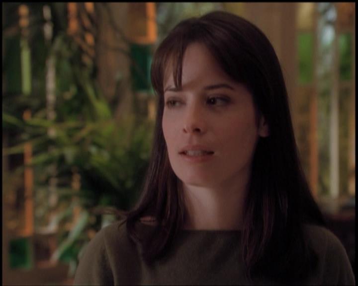 Charmed-Online-dot-518CatHouse1683.jpg Charmed-Online-dot-518CatHouse1683.jpg