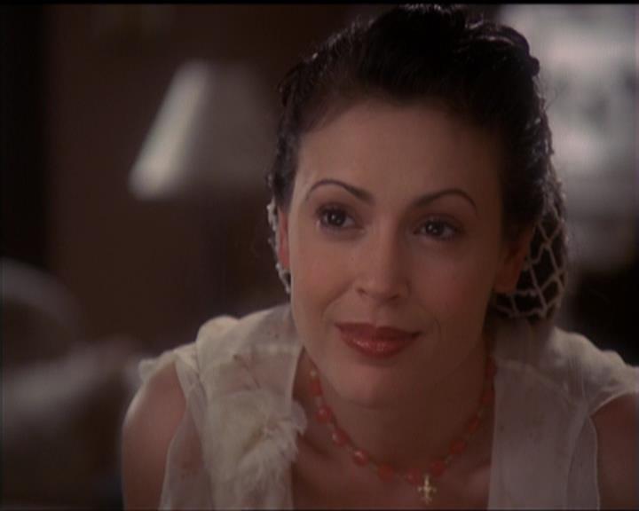 Charmed-Online-dot-518CatHouse1713.jpg Charmed-Online-dot-518CatHouse1713.jpg