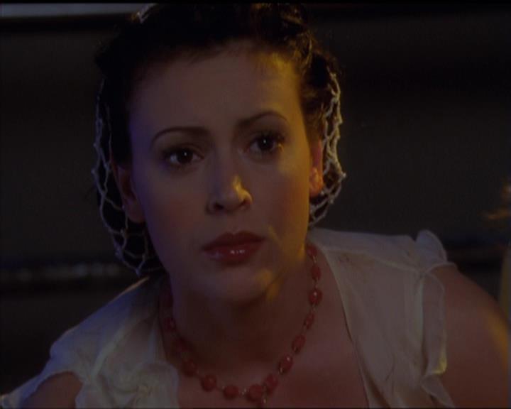 Charmed-Online-dot-518CatHouse1743.jpg Charmed-Online-dot-518CatHouse1743.jpg