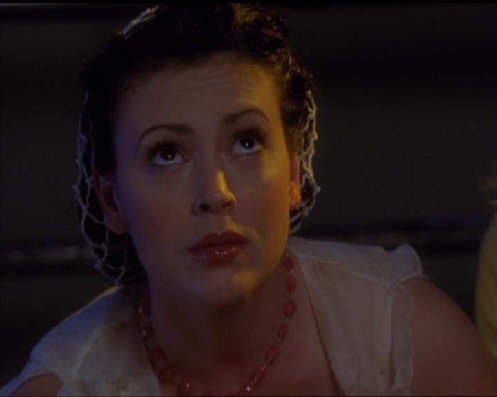 Charmed-Online-dot-518CatHouse1761.jpg Charmed-Online-dot-518CatHouse1761.jpg