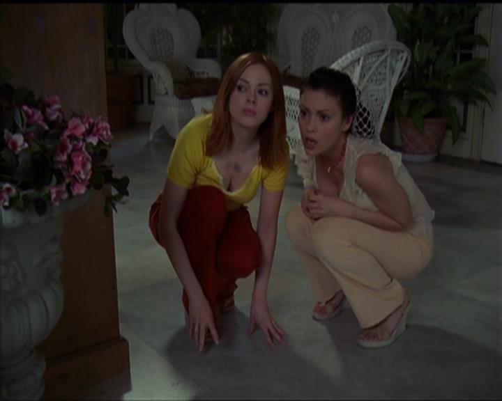 Charmed-Online-dot-518CatHouse1794.jpg Charmed-Online-dot-518CatHouse1794.jpg