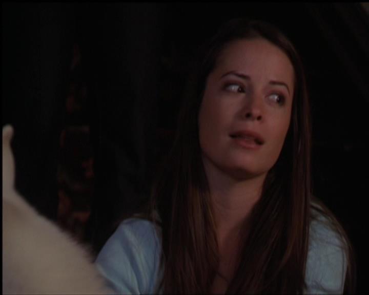 Charmed-Online-dot-518CatHouse1817.jpg Charmed-Online-dot-518CatHouse1817.jpg