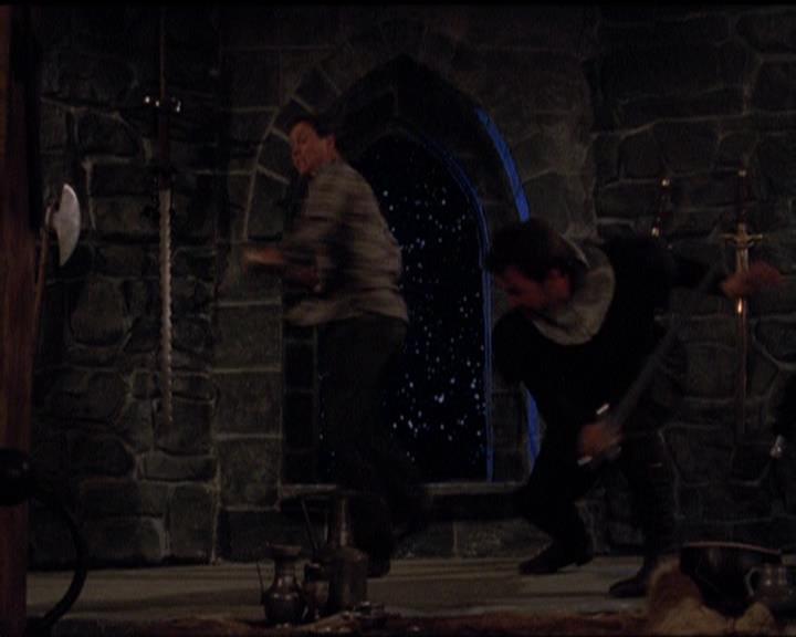 Charmed-Online-dot-518CatHouse1838.jpg Charmed-Online-dot-518CatHouse1838.jpg