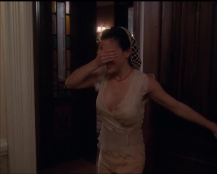 Charmed-Online-dot-518CatHouse1915.jpg Charmed-Online-dot-518CatHouse1915.jpg