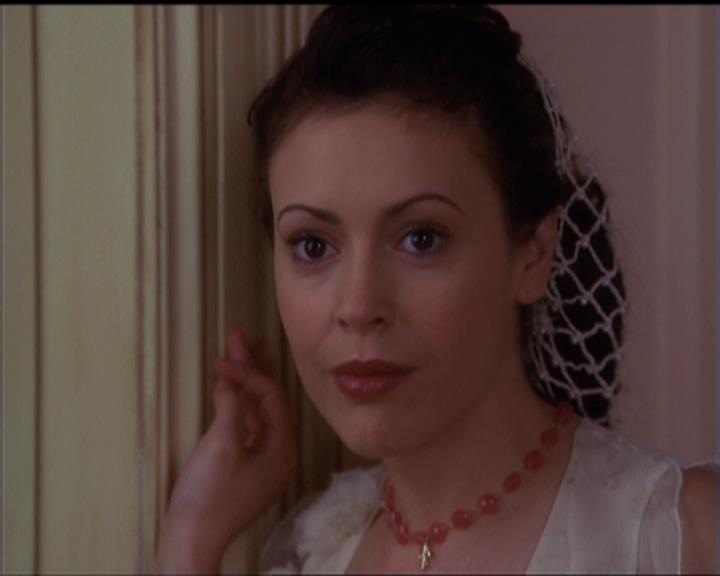 Charmed-Online-dot-518CatHouse2041.jpg Charmed-Online-dot-518CatHouse2041.jpg