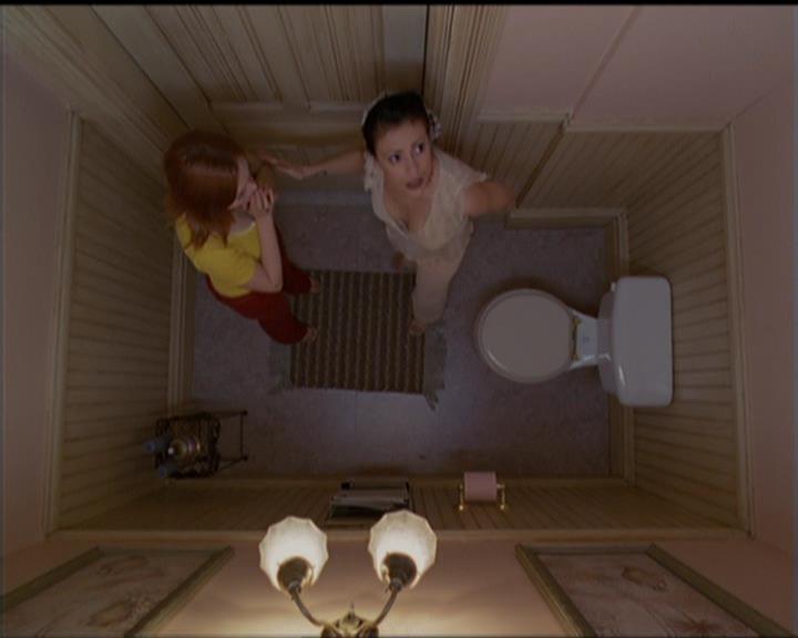 Charmed-Online-dot-518CatHouse2044.jpg Charmed-Online-dot-518CatHouse2044.jpg