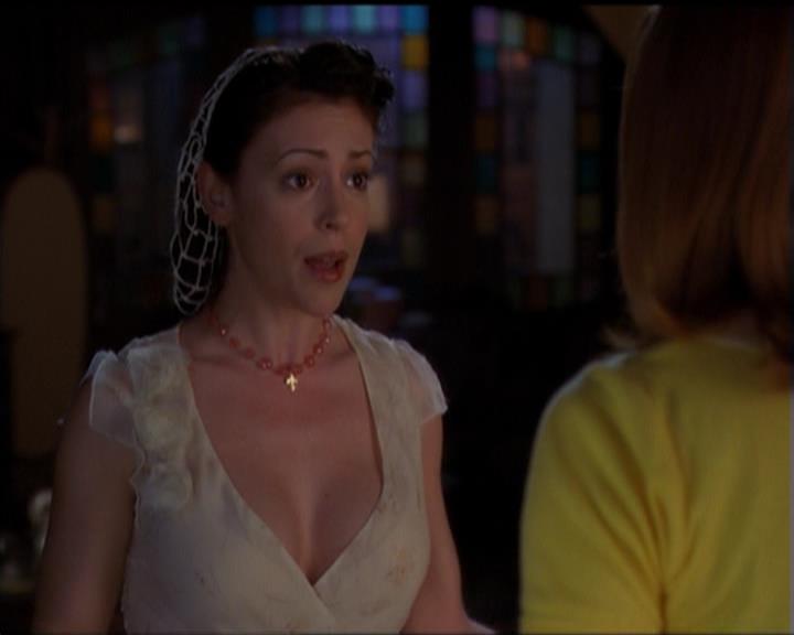 Charmed-Online-dot-518CatHouse2150.jpg Charmed-Online-dot-518CatHouse2150.jpg