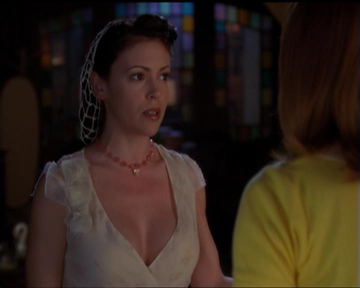 Charmed-Online-dot-518CatHouse2152.jpg Charmed-Online-dot-518CatHouse2152.jpg