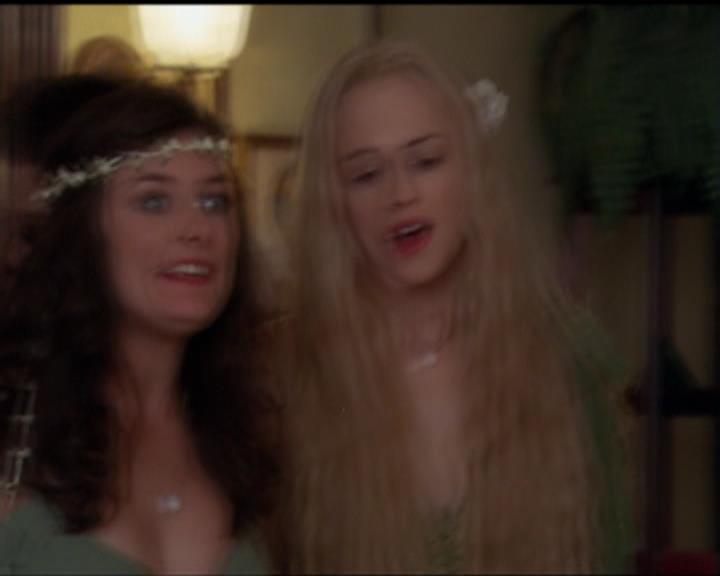 Charmed-Online-dot-519NymphsJustWantToHaveFun1064.jpg Charmed-Online-dot-519NymphsJustWantToHaveFun1064.jpg