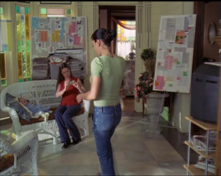 Charmed-Online-dot-net_5x20SenseAndSenseAbility0286.jpg Charmed-Online-dot-net_5x20SenseAndSenseAbility0286.jpg