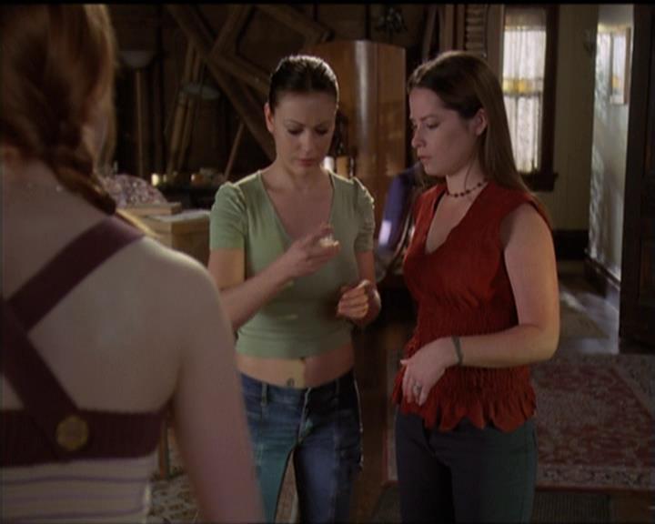 Charmed-Online-dot-net_5x20SenseAndSenseAbility0400.jpg