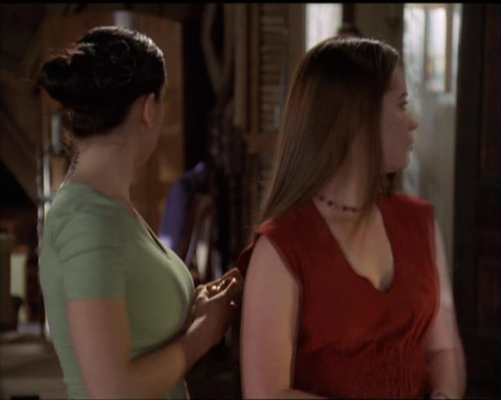 Charmed-Online-dot-net_5x20SenseAndSenseAbility0429.jpg Charmed-Online-dot-net_5x20SenseAndSenseAbility0429.jpg