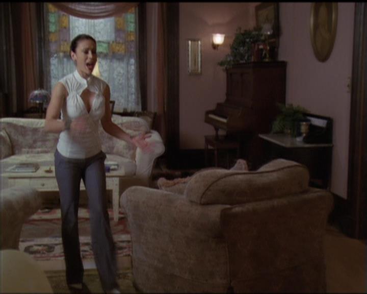 Charmed-Online-dot-net_5x20SenseAndSenseAbility1019.jpg Charmed-Online-dot-net_5x20SenseAndSenseAbility1019.jpg