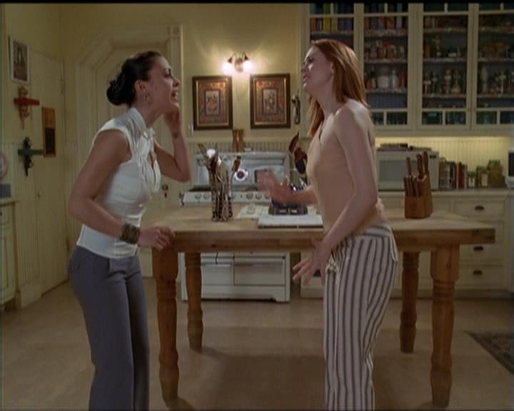 Charmed-Online-dot-net_5x20SenseAndSenseAbility1040.jpg Charmed-Online-dot-net_5x20SenseAndSenseAbility1040.jpg