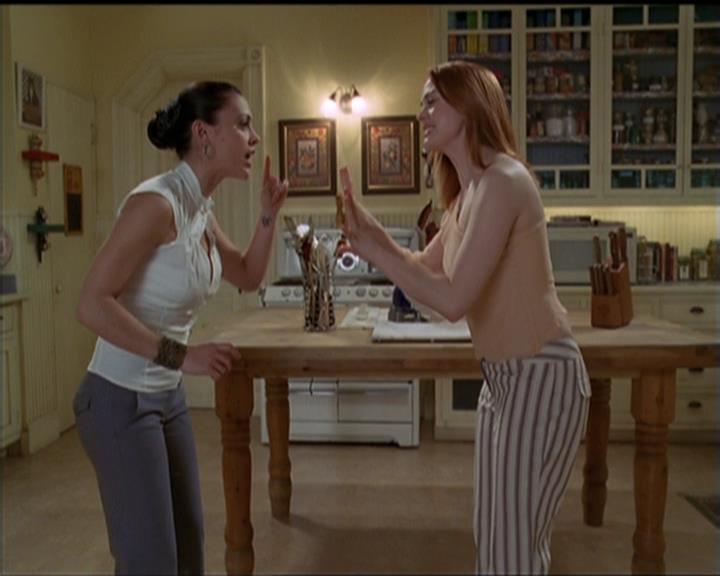 Charmed-Online-dot-net_5x20SenseAndSenseAbility1041.jpg Charmed-Online-dot-net_5x20SenseAndSenseAbility1041.jpg