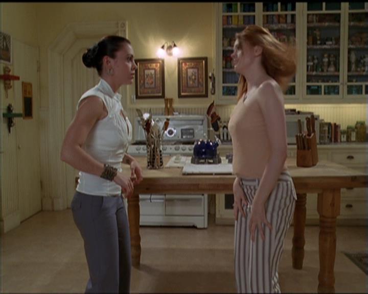 Charmed-Online-dot-net_5x20SenseAndSenseAbility1079.jpg Charmed-Online-dot-net_5x20SenseAndSenseAbility1079.jpg