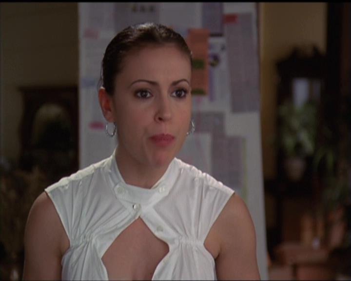 Charmed-Online-dot-net_5x20SenseAndSenseAbility1135.jpg Charmed-Online-dot-net_5x20SenseAndSenseAbility1135.jpg