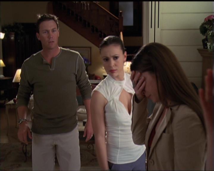 Charmed-Online-dot-net_5x20SenseAndSenseAbility1179.jpg Charmed-Online-dot-net_5x20SenseAndSenseAbility1179.jpg