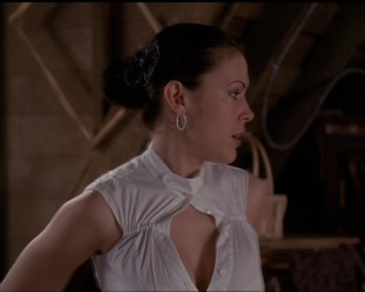 Charmed-Online-dot-net_5x20SenseAndSenseAbility1775.jpg Charmed-Online-dot-net_5x20SenseAndSenseAbility1775.jpg