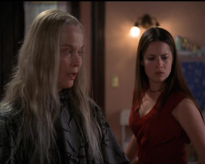 Charmed-Online-dot-net_5x20SenseAndSenseAbility2078.jpg Charmed-Online-dot-net_5x20SenseAndSenseAbility2078.jpg