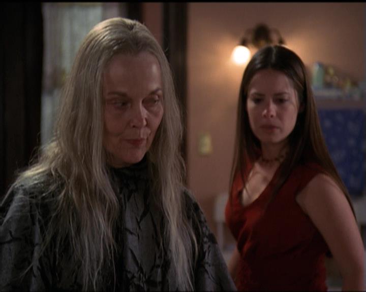 Charmed-Online-dot-net_5x20SenseAndSenseAbility2083.jpg Charmed-Online-dot-net_5x20SenseAndSenseAbility2083.jpg