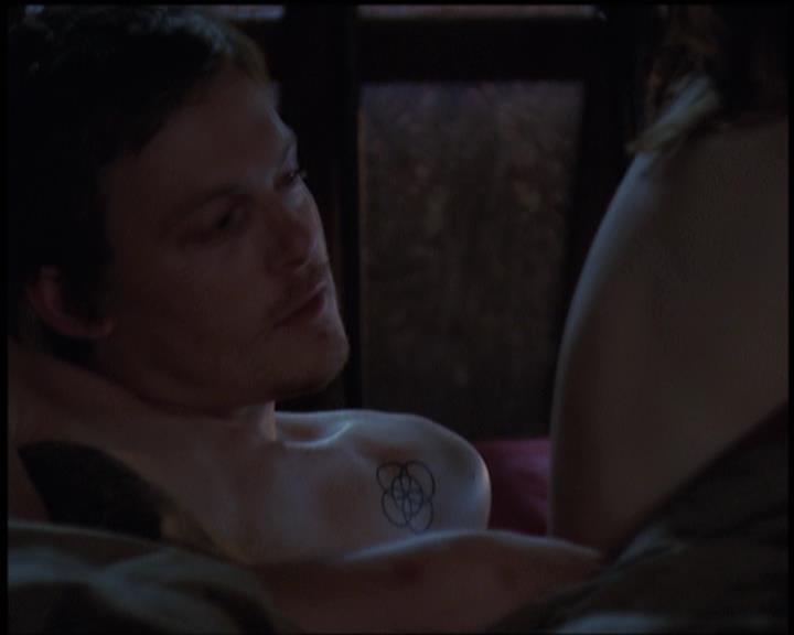 Charmed-Online-dot-net_5x21NecromancingTheStone0094.jpg Charmed-Online-dot-net_5x21NecromancingTheStone0094.jpg