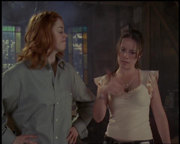 Charmed-Online-dot-net_5x21NecromancingTheStone0144.jpg Charmed-Online-dot-net_5x21NecromancingTheStone0144.jpg