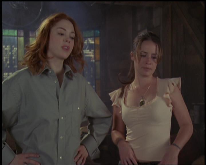 Charmed-Online-dot-net_5x21NecromancingTheStone0145.jpg Charmed-Online-dot-net_5x21NecromancingTheStone0145.jpg