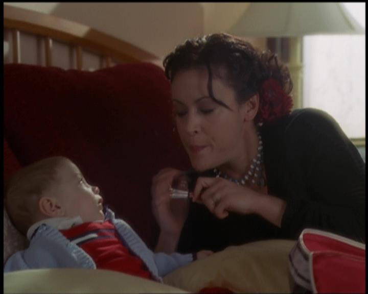 Charmed-Online-dot-net_5x21NecromancingTheStone0279.jpg Charmed-Online-dot-net_5x21NecromancingTheStone0279.jpg