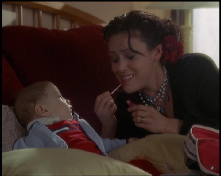 Charmed-Online-dot-net_5x21NecromancingTheStone0284.jpg Charmed-Online-dot-net_5x21NecromancingTheStone0284.jpg