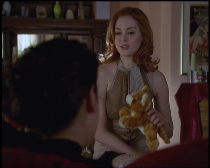 Charmed-Online-dot-net_5x21NecromancingTheStone0311.jpg Charmed-Online-dot-net_5x21NecromancingTheStone0311.jpg