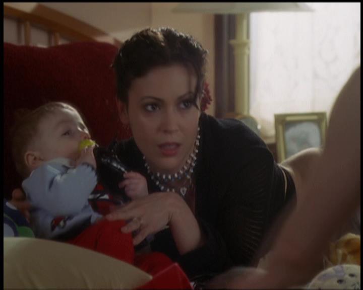 Charmed-Online-dot-net_5x21NecromancingTheStone0341.jpg Charmed-Online-dot-net_5x21NecromancingTheStone0341.jpg