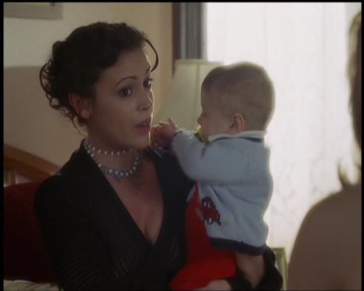 Charmed-Online-dot-net_5x21NecromancingTheStone0382.jpg Charmed-Online-dot-net_5x21NecromancingTheStone0382.jpg