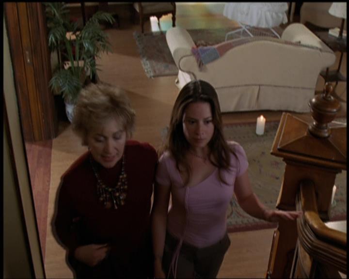 Charmed-Online-dot-net_5x21NecromancingTheStone0541.jpg