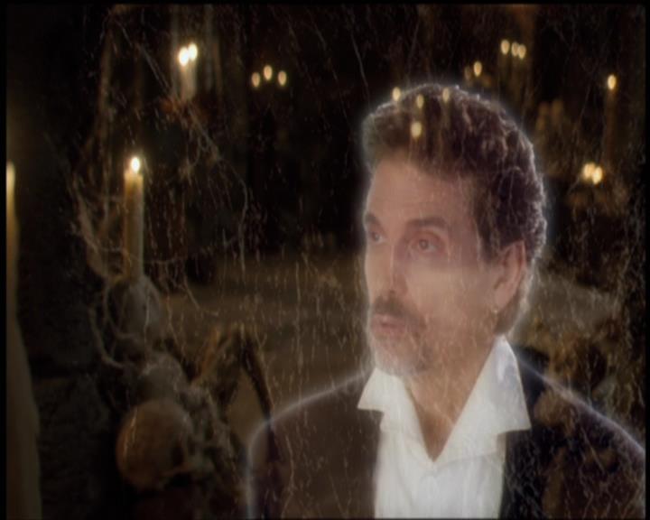 Charmed-Online-dot-net_5x21NecromancingTheStone0554.jpg Charmed-Online-dot-net_5x21NecromancingTheStone0554.jpg