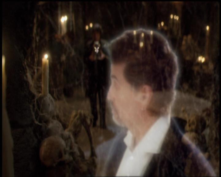 Charmed-Online-dot-net_5x21NecromancingTheStone0556.jpg Charmed-Online-dot-net_5x21NecromancingTheStone0556.jpg