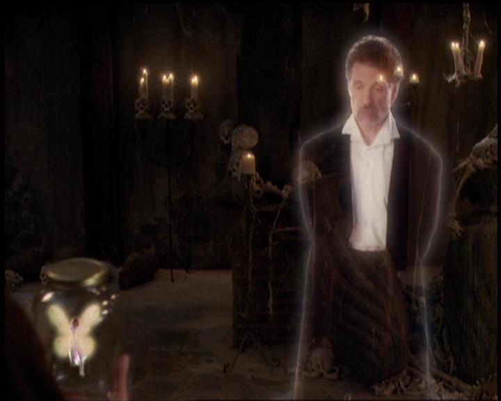 Charmed-Online-dot-net_5x21NecromancingTheStone0566.jpg Charmed-Online-dot-net_5x21NecromancingTheStone0566.jpg