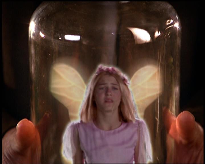 Charmed-Online-dot-net_5x21NecromancingTheStone0574.jpg Charmed-Online-dot-net_5x21NecromancingTheStone0574.jpg