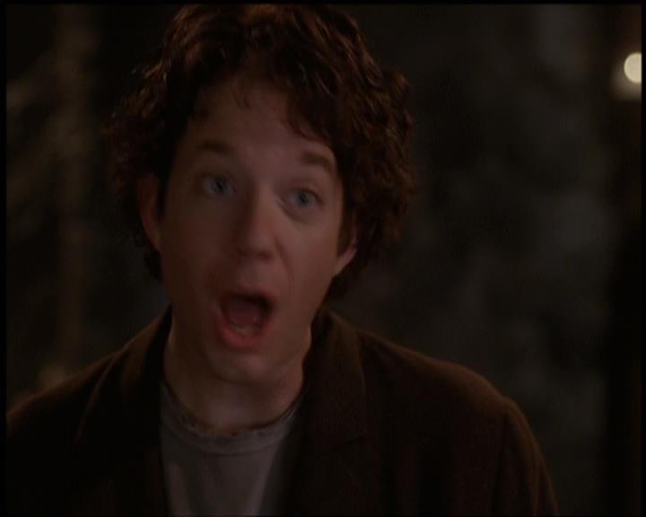 Charmed-Online-dot-net_5x21NecromancingTheStone0607.jpg Charmed-Online-dot-net_5x21NecromancingTheStone0607.jpg