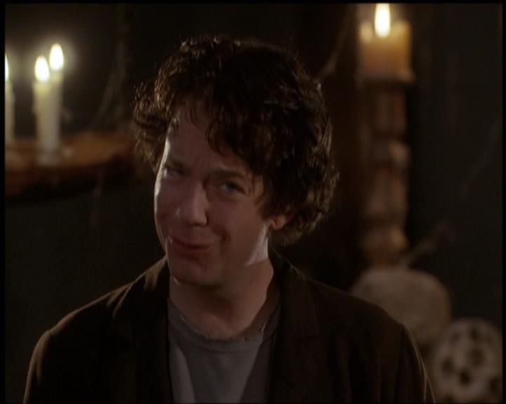 Charmed-Online-dot-net_5x21NecromancingTheStone0634.jpg Charmed-Online-dot-net_5x21NecromancingTheStone0634.jpg