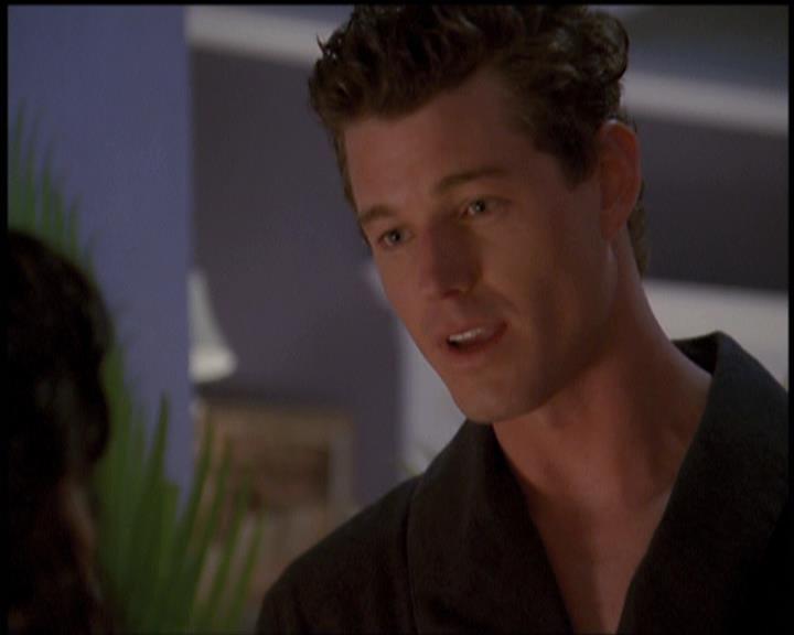 Charmed-Online-dot-net_5x21NecromancingTheStone0672.jpg Charmed-Online-dot-net_5x21NecromancingTheStone0672.jpg