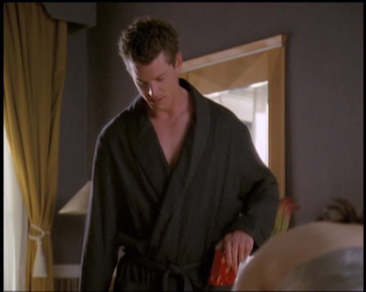 Charmed-Online-dot-net_5x21NecromancingTheStone0690.jpg Charmed-Online-dot-net_5x21NecromancingTheStone0690.jpg