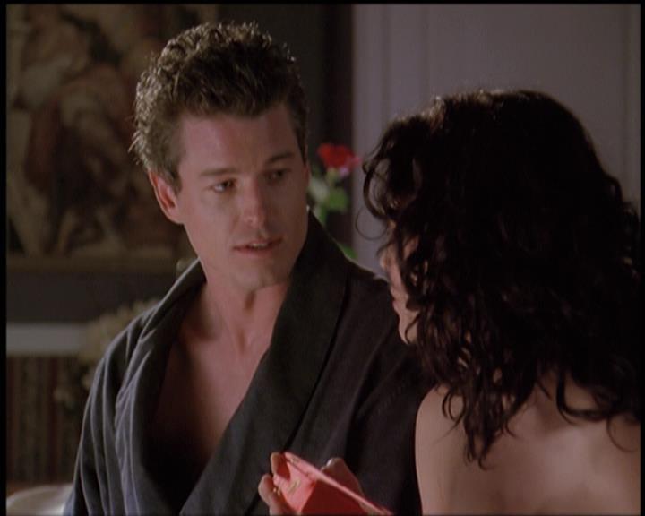 Charmed-Online-dot-net_5x21NecromancingTheStone0722.jpg Charmed-Online-dot-net_5x21NecromancingTheStone0722.jpg