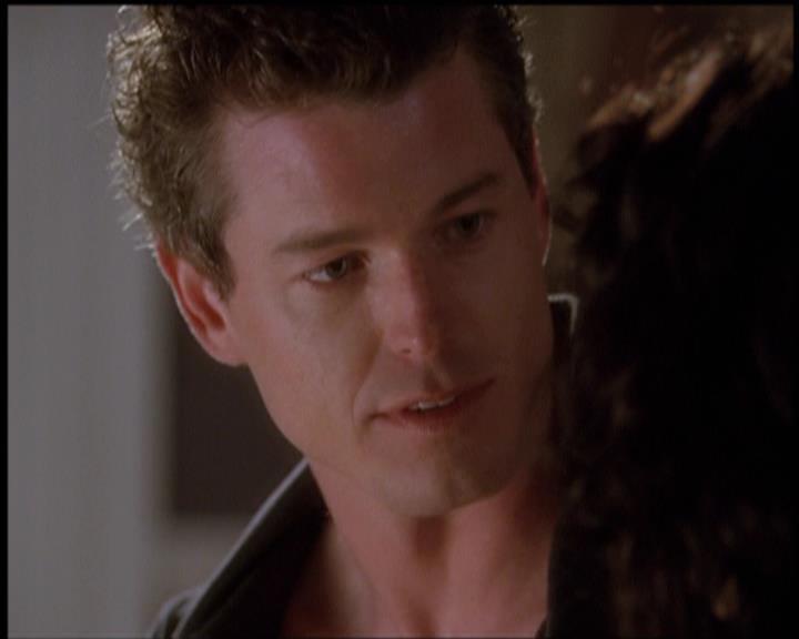 Charmed-Online-dot-net_5x21NecromancingTheStone0738.jpg Charmed-Online-dot-net_5x21NecromancingTheStone0738.jpg